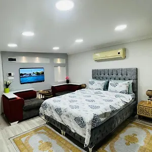  Apartment Guendogdu